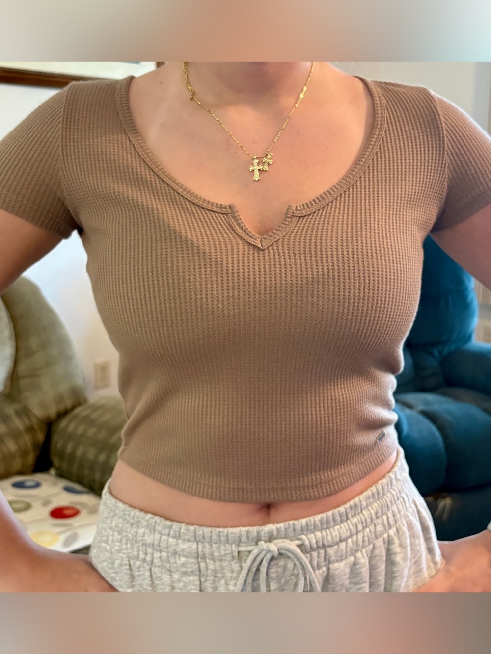 Hollister Women’s Waffle Knit Notch Neck Baby Tee, Tan, Size Small